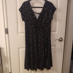 Torrid Dress Size 1 Black with Stars EUC